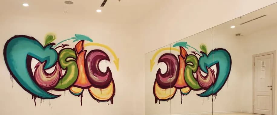 gallery slide
